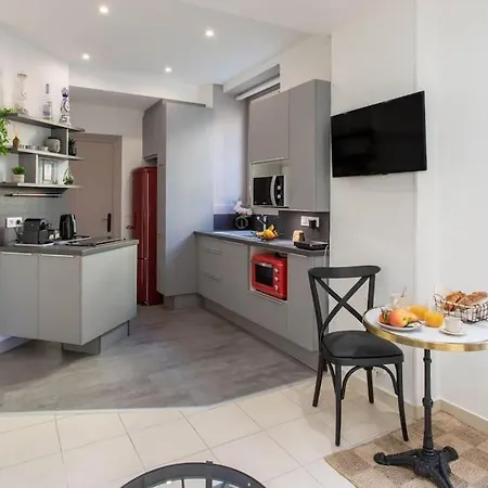 Daire #20 2p Port/parking/ac/central Elegant 5min Promenade