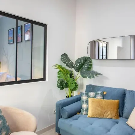 #20 2p Port/parking/ac/central Elegant 5min Promenade Daire *