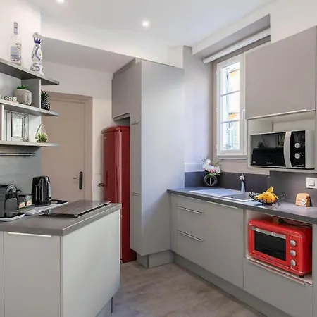 #20 2p Port/parking/ac/central Elegant 5min Promenade Daire *