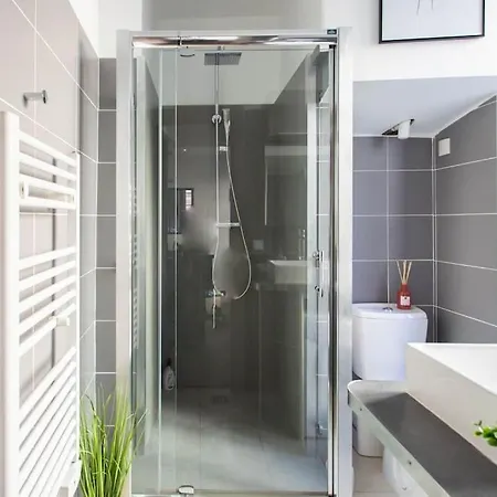 #20 2p Port/parking/ac/central Elegant 5min Promenade Nice